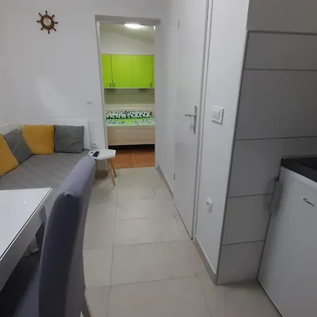Horvat 2 Apartamento *